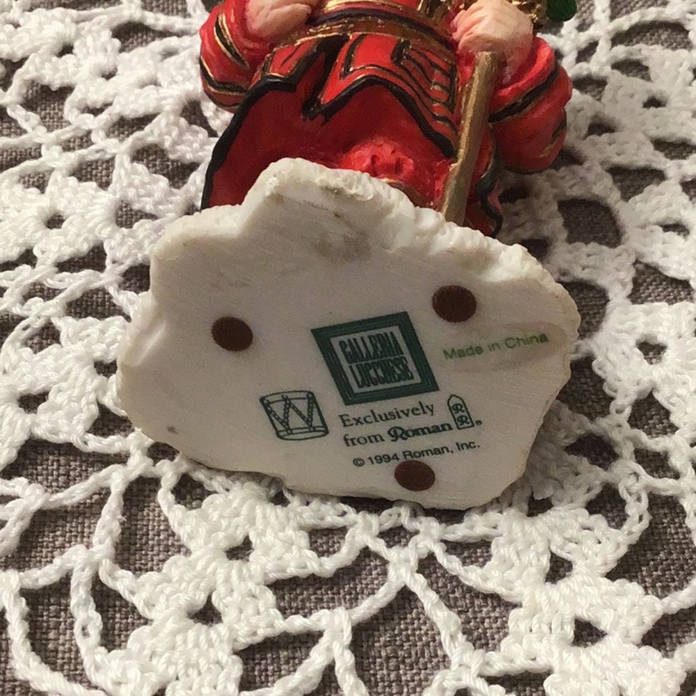 poly Santa - Picture 4 of 4